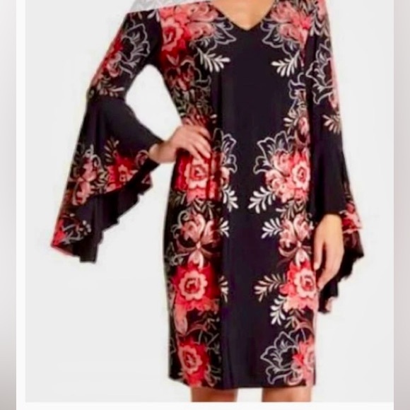 Roz & Ali Dresses & Skirts - ROZ & ALI Black Floral Dress
